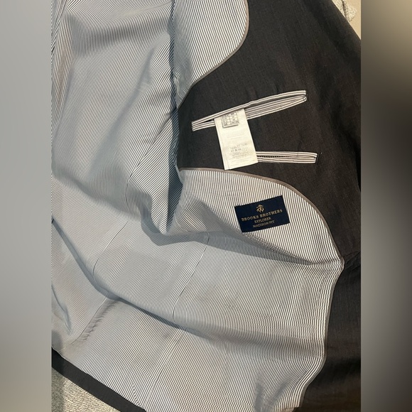 Brooks Brothers gray suit jacket. - Picture 9 of 12